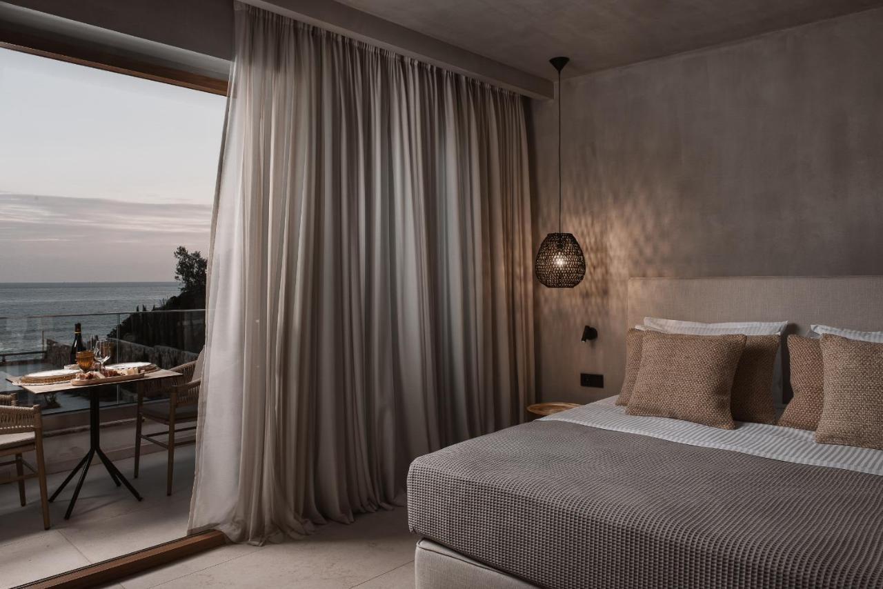 Myra Hotel Kavála ภายนอก รูปภาพ